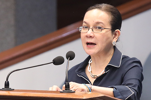Unconsolidated Jeepneys, Mga Concern Na Ahensya Dapat Na Kumilos—Poe