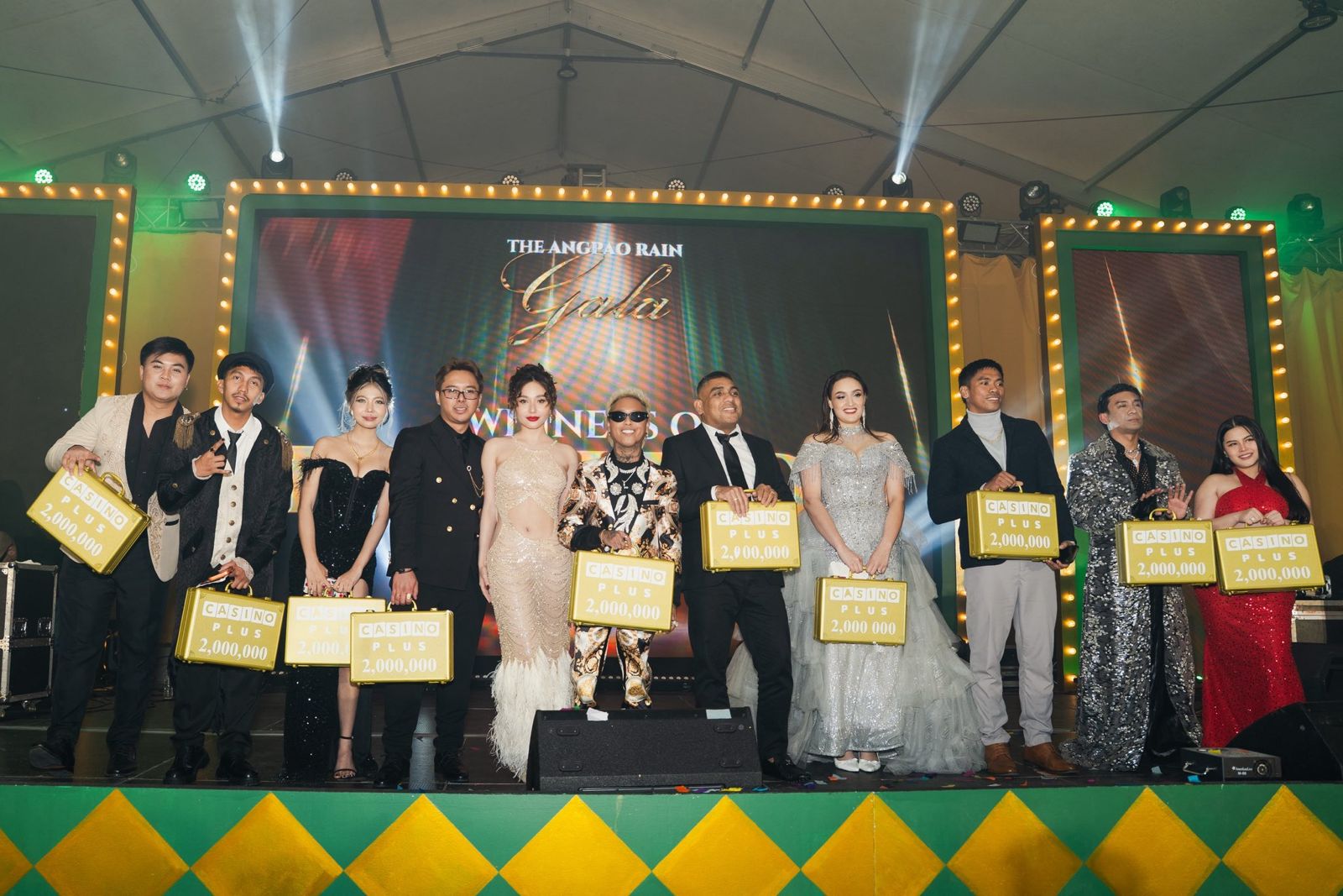 Casino Plus, the Best Online Casino in the Philippines, Staged the First-of-its-Kind Angpao Rain Gala, Awarding a Record-Setting ₱180 Million to Recognize 600 Top Filipino Video Content Creators