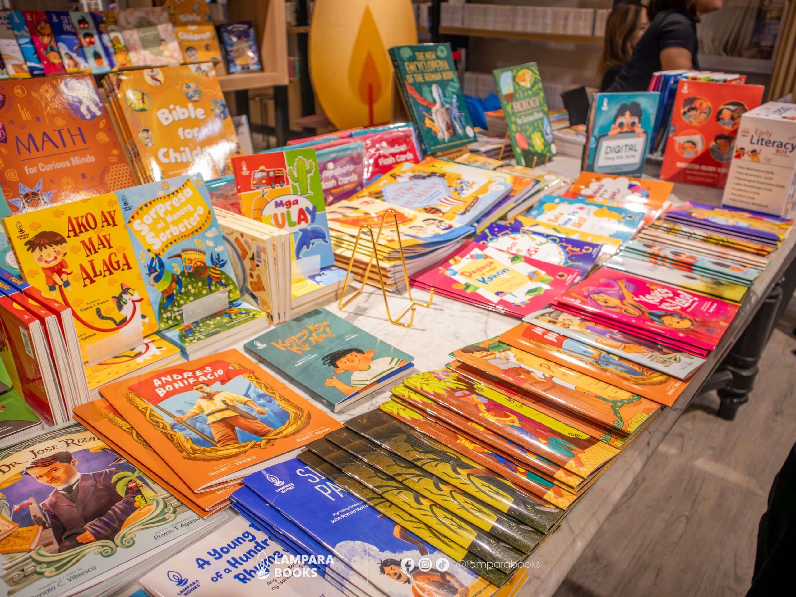 Lampara Books release advocacy-driven educational materials to address literacy crisis in the Philippines